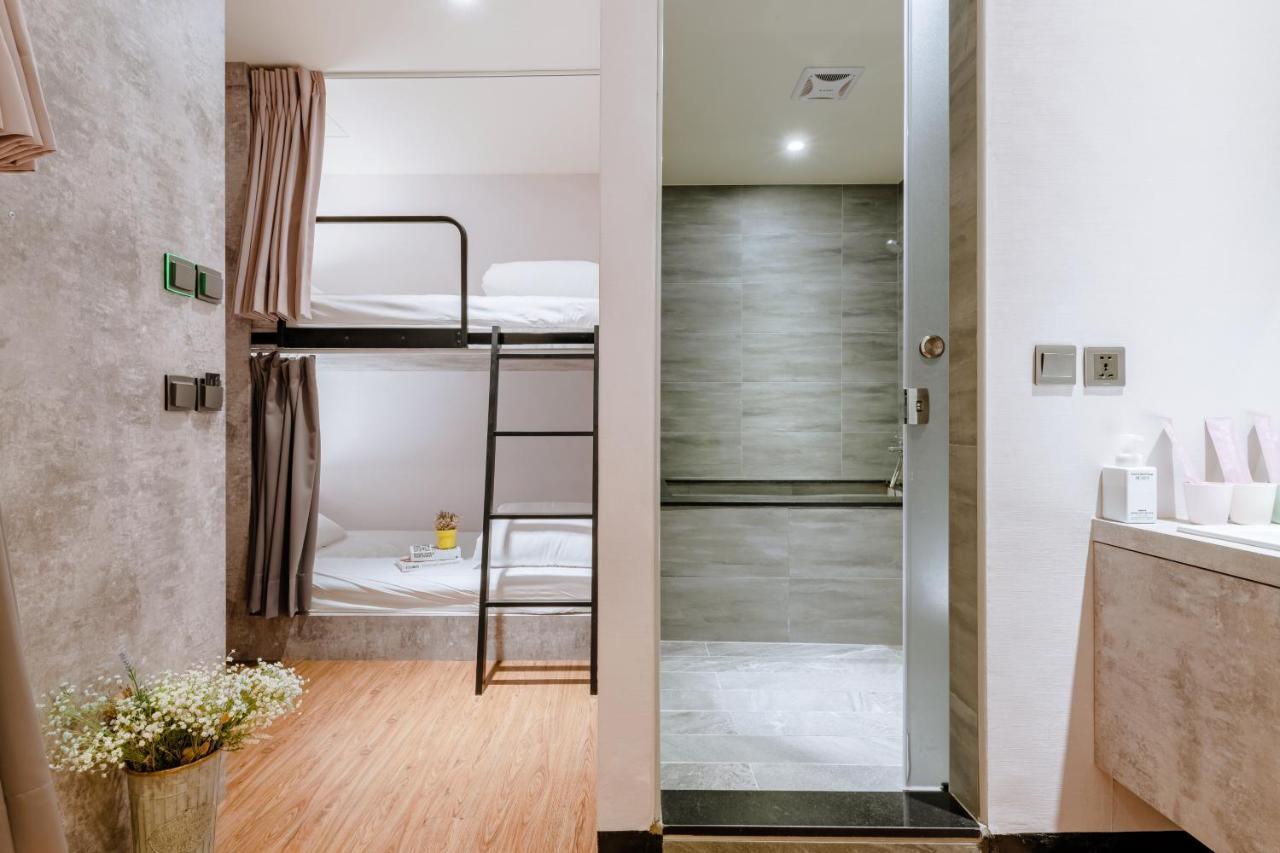 Prince Hotel Цзяоси Экстерьер фото