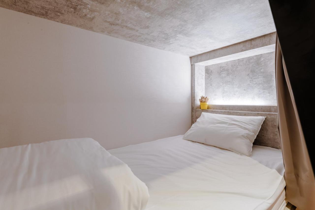 Prince Hotel Цзяоси Экстерьер фото