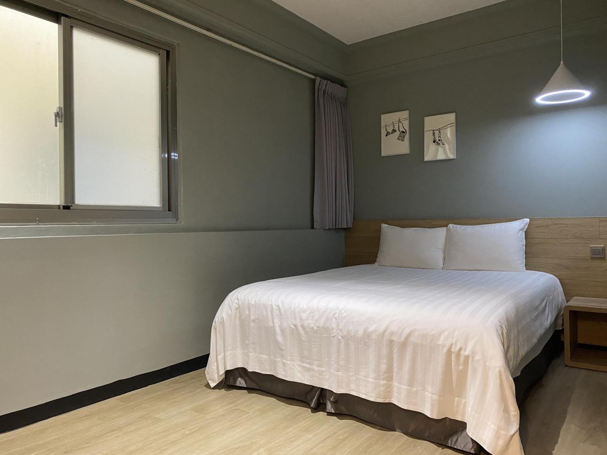 Prince Hotel Цзяоси Экстерьер фото