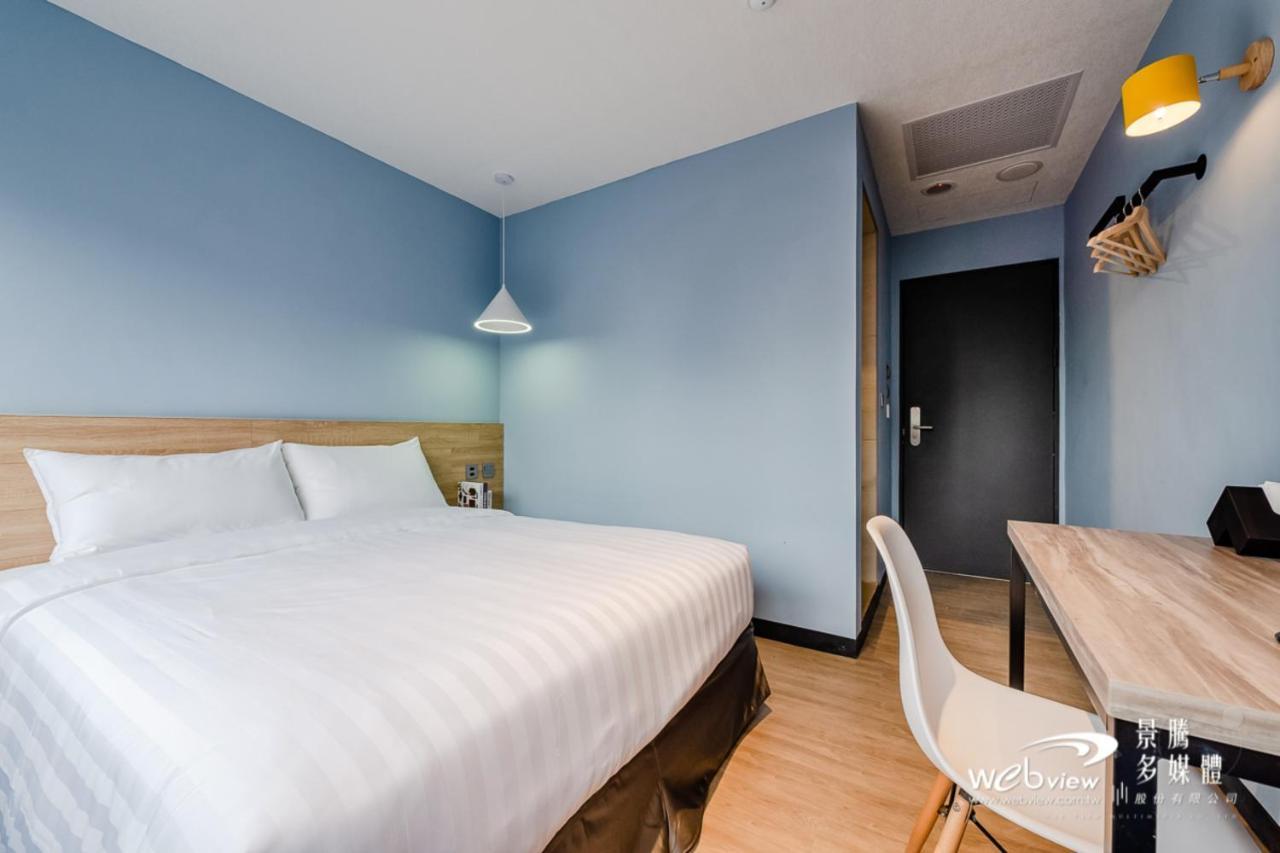 Prince Hotel Цзяоси Экстерьер фото